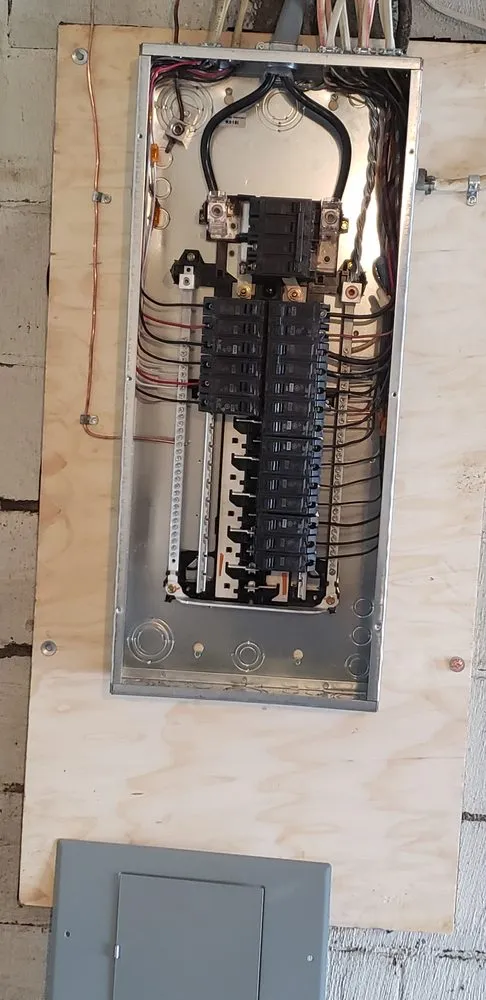 Slide of Gemini Electric Inc.