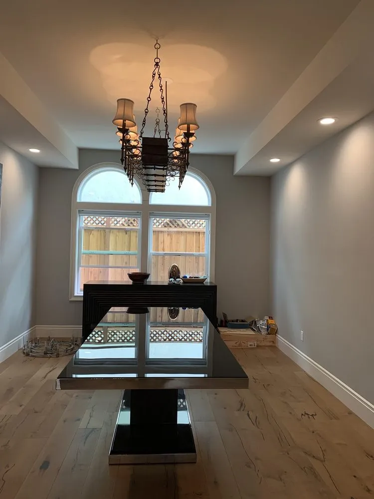 Slide of General Electric Services