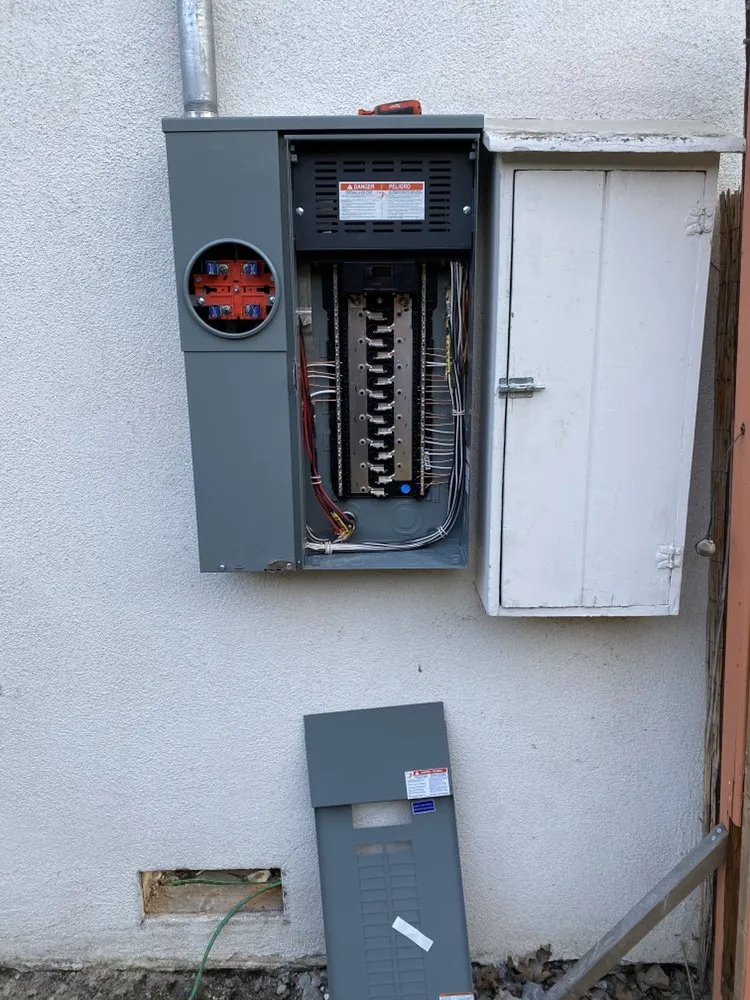 Slide of General Electric Services