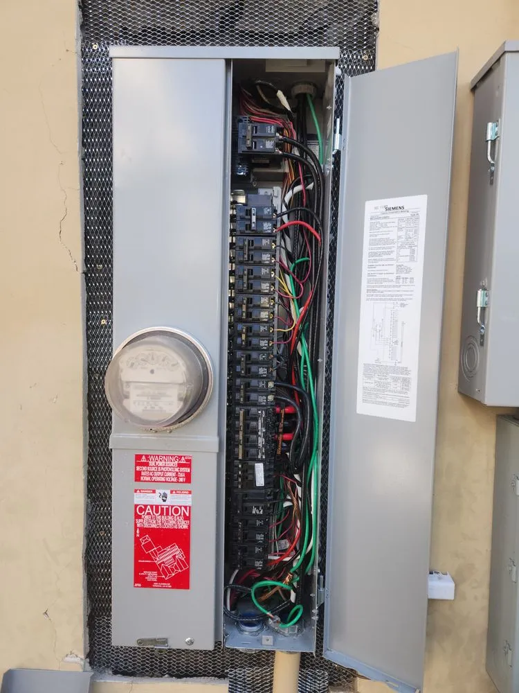 Slide of General Electrician