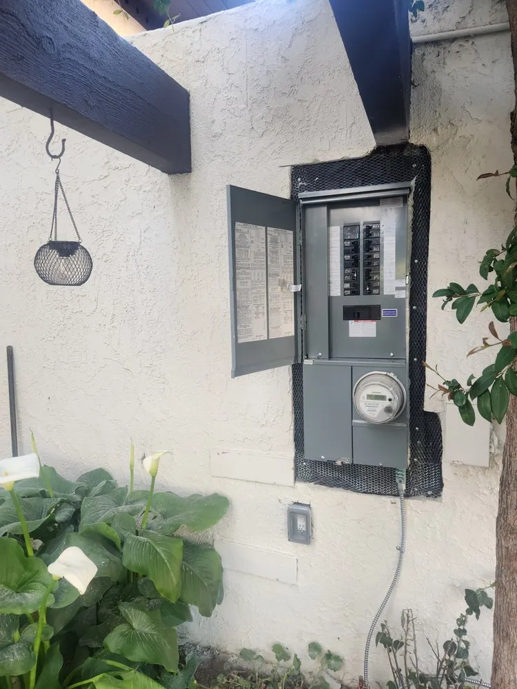 Slide of General Electrician