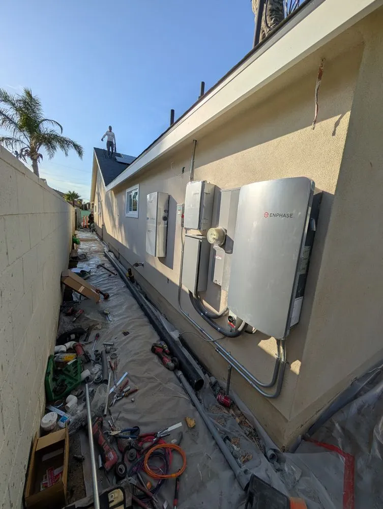 Slide of General Electrician