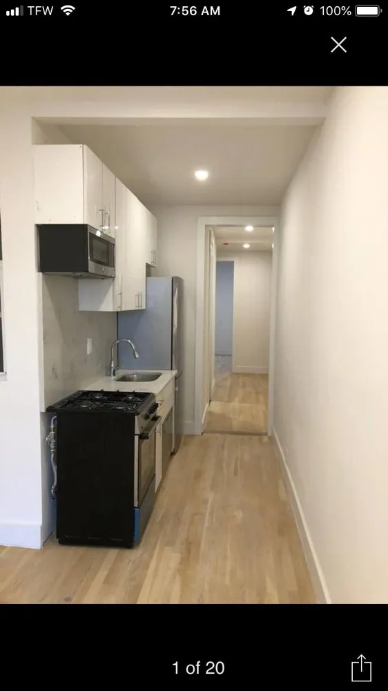 Expert electrician providing emergency electrical service in ,