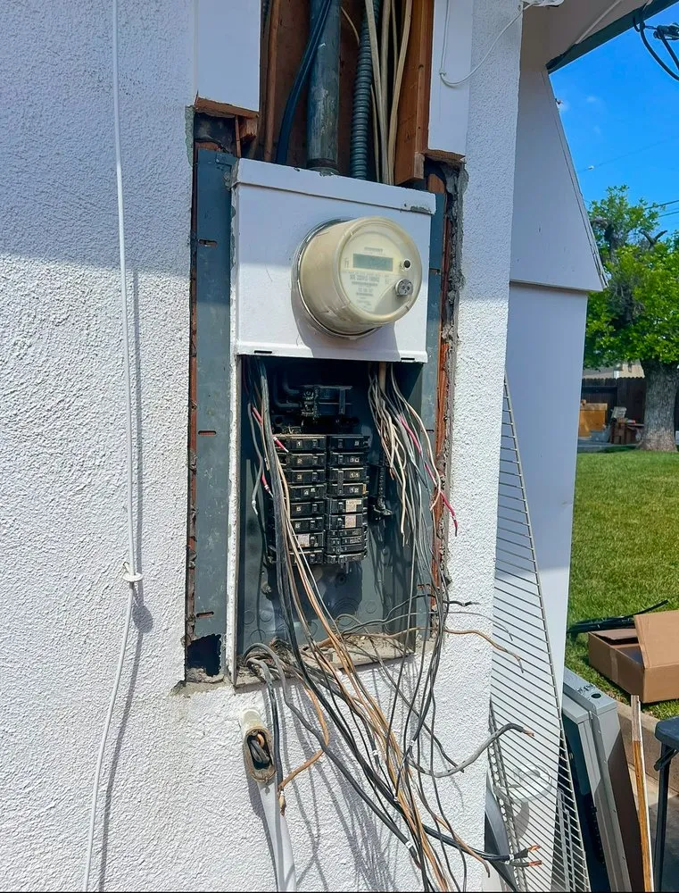 Certified electrician providing outlet and switch repair in Devore Heights, CA - Genesis Electric