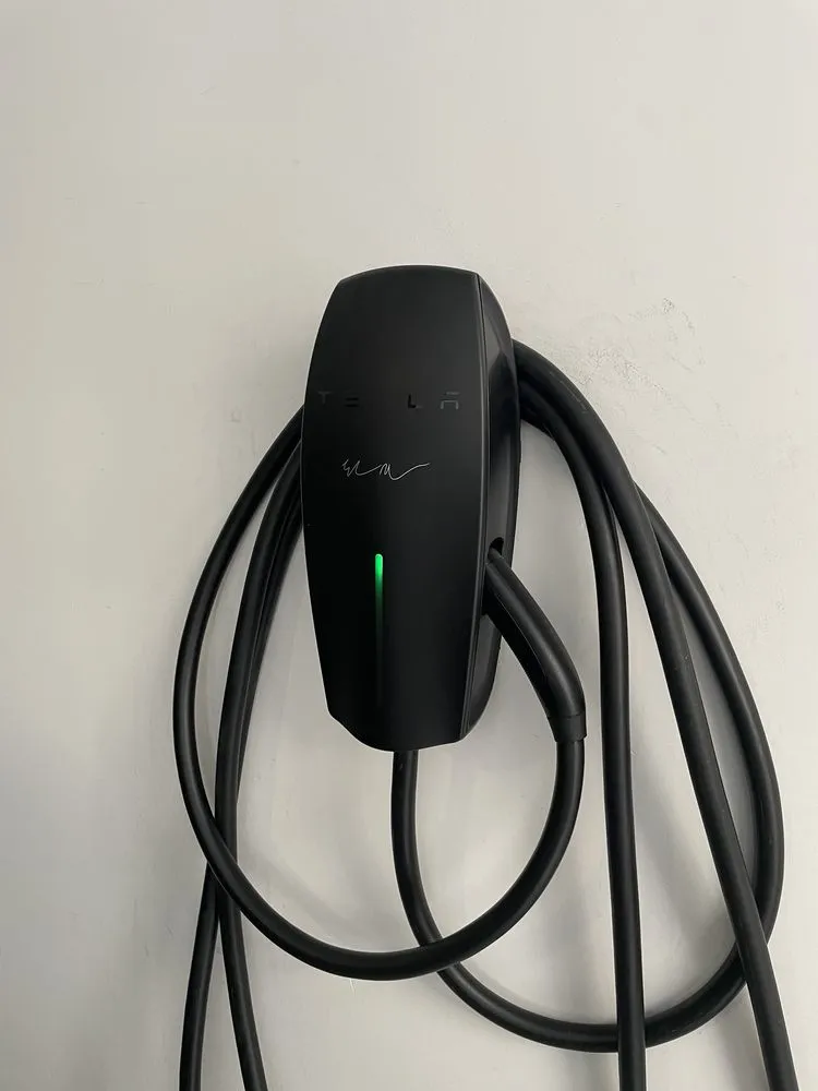 Slide of Genesis Electric