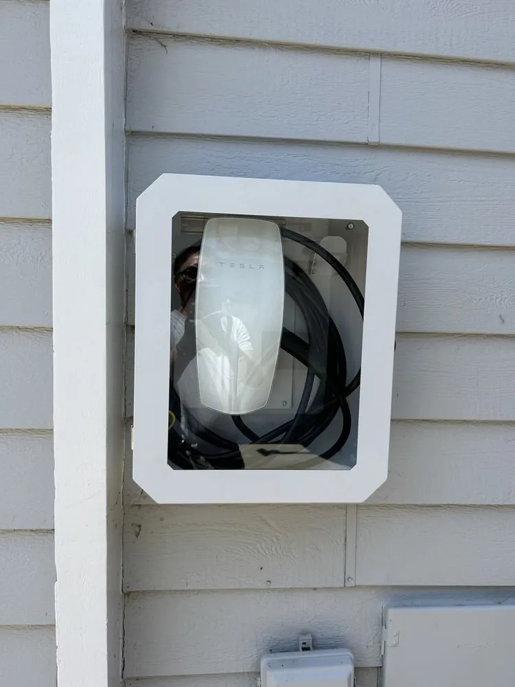 Slide of Genesis Electric