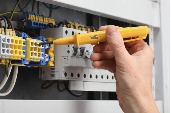 Trusted electrician providing circuit breaker repair in , 