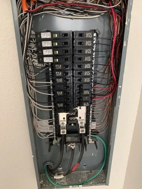 Slide of Genesis Power & Technology