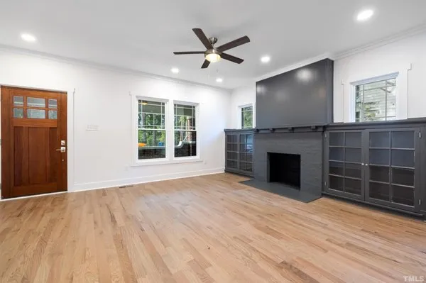 Genesis Solar Electric Logo