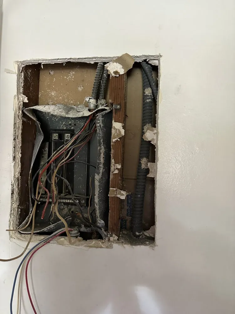 Slide of Genius Electric Power And Cabling