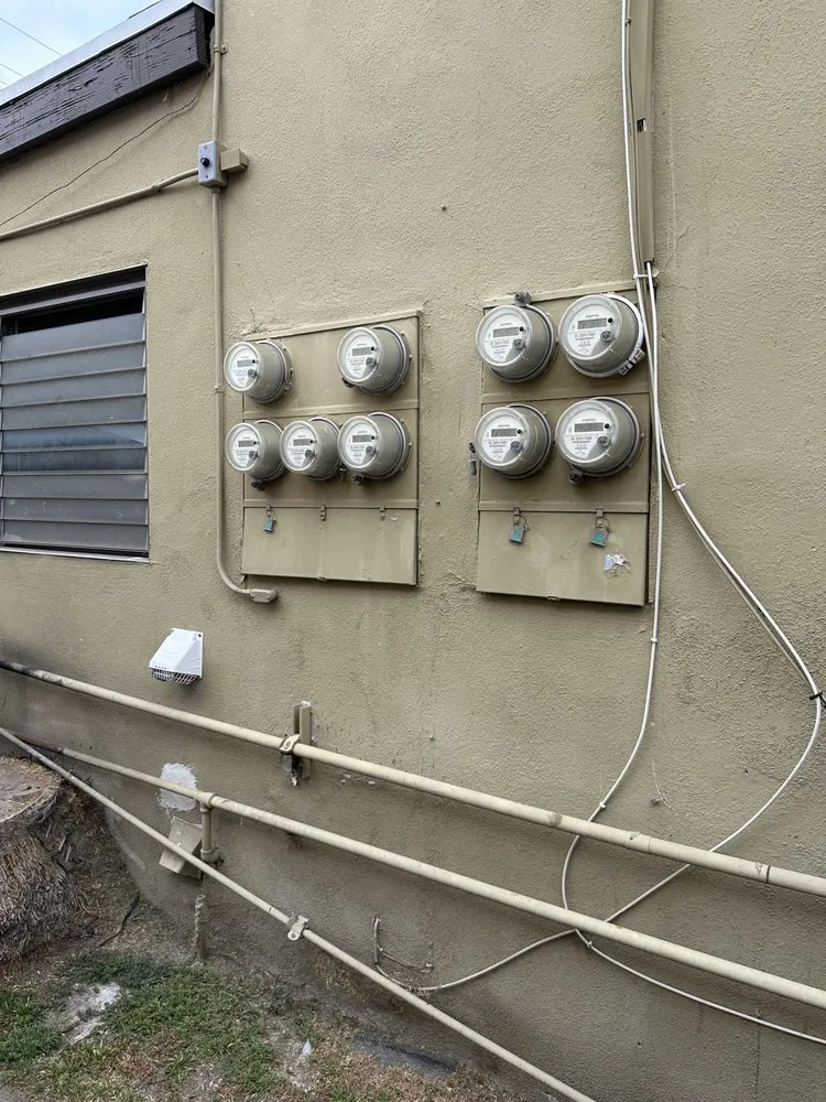 Slide of Genius Electric Power And Cabling