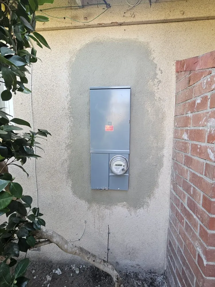 Slide of Genius Electric Power And Cabling