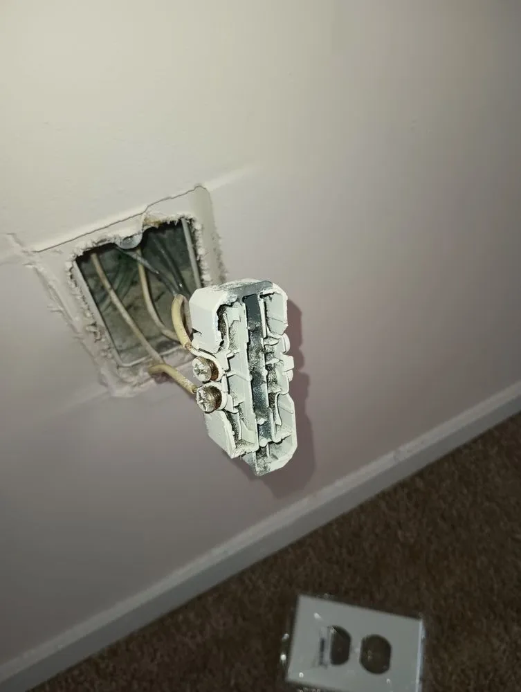 Slide of Gentleman's Remodeling