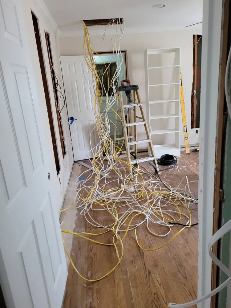 Slide of Gentlemen's Electric