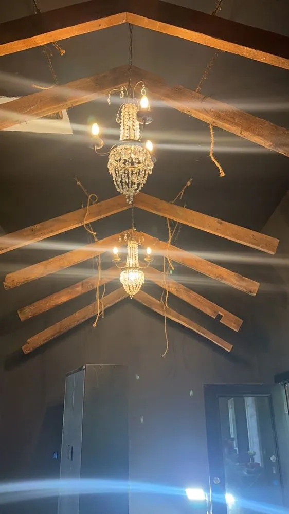 Affordable outlet and switch repair in , by Gentry Electric