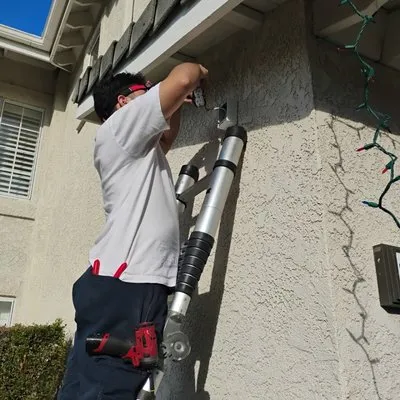 Genuine Handy Bros Logo