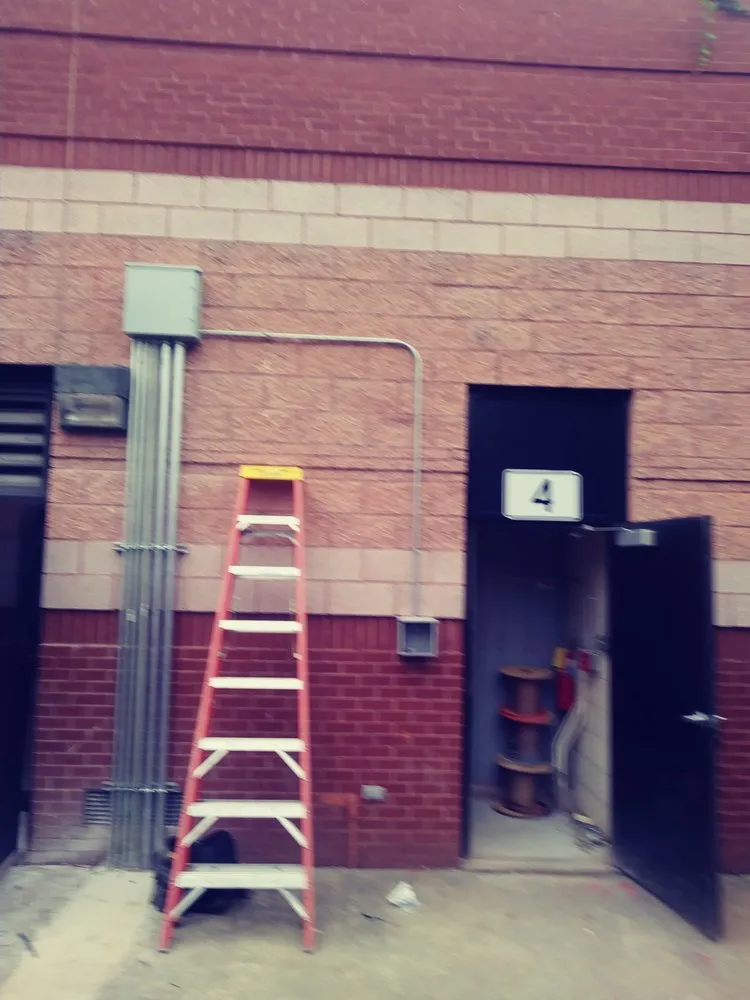 Certified circuit breaker repair experts serving Ellenwood, GA - Genuis Electric