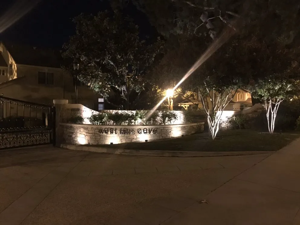 Expert outlet and switch repair experts serving ,  - Geoff G Electric