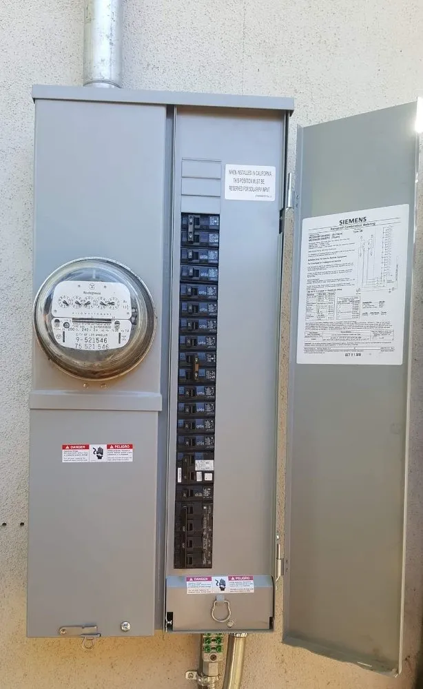 Reliable circuit breaker repair service in Sun Valley, CA - Geolite Electric