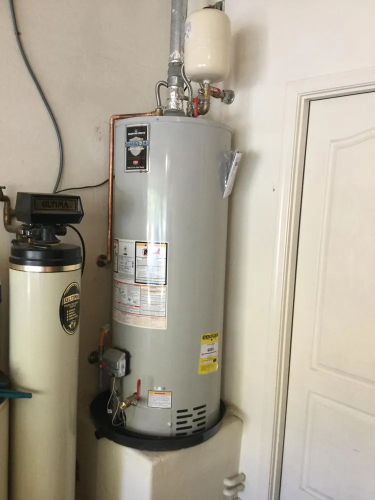 Professional electrician providing circuit breaker repair in , 