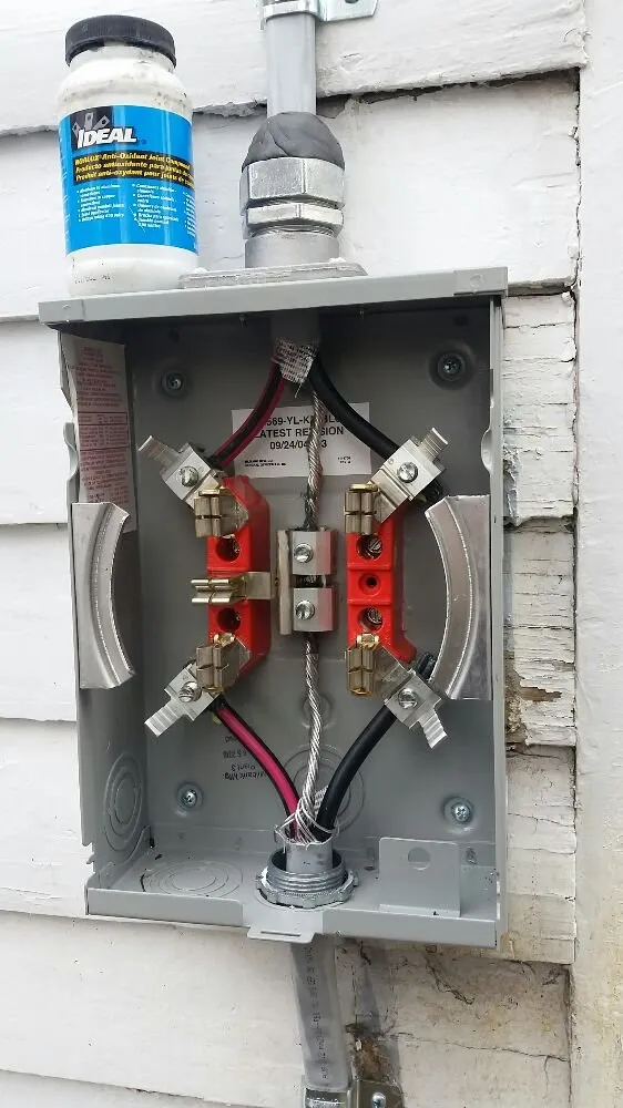Emergency electrician providing circuit breaker repair in Pennington, NJ - George Marko Electrical Contractor