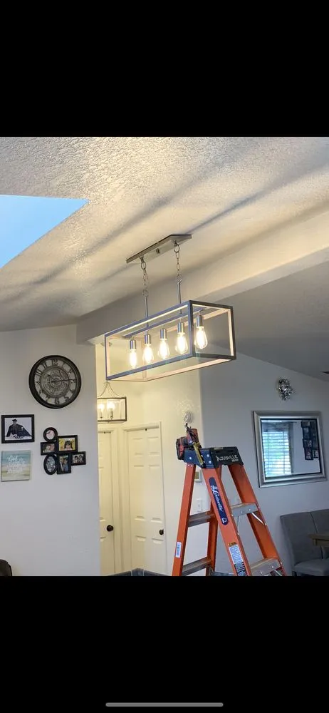 Reliable electrician providing circuit breaker repair in Sylmar, CA - George’s Electric Services