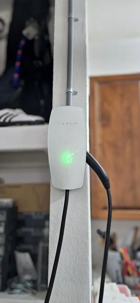 Slide of Georgi Energy Electrical Service