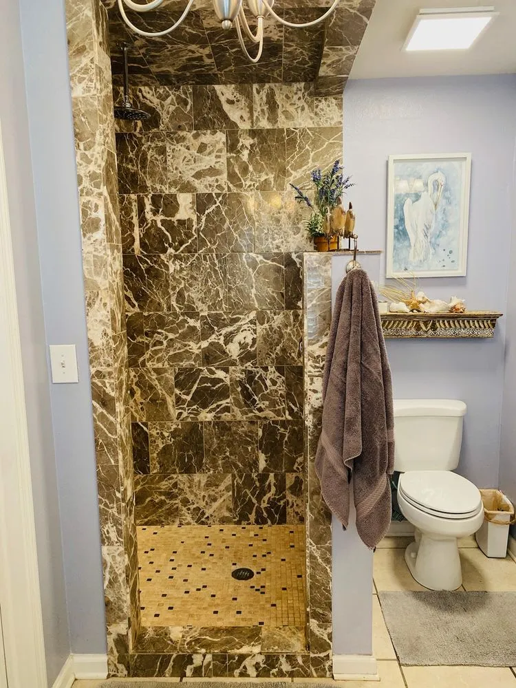 Emergency outlet and switch repair in Pavo, GA by Georgia Florida Line Construction