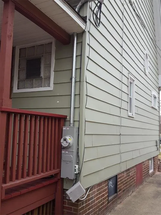 Licensed circuit breaker repair service in ,  - Gerald Long Electric