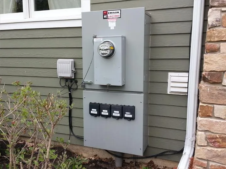 Reliable electrician providing outlet and switch repair in , 