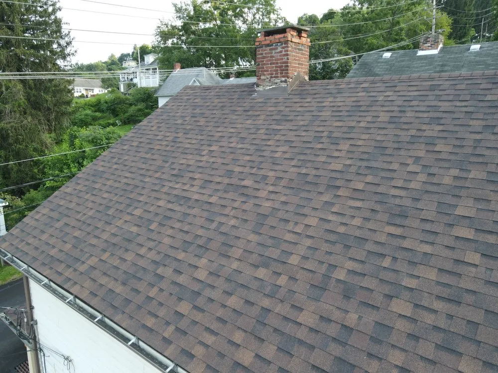 Professional electrician providing wiring installation in Belle Vernon, PA - Geser