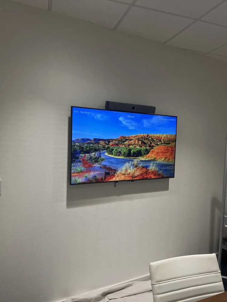 Emergency electrical service for homes in circuit breaker repair,  by 