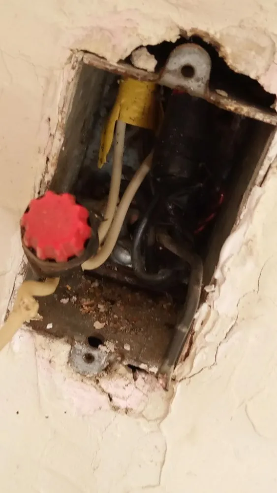 Emergency outlet and switch repair service in Charleston, TN - Get It Done Electrical