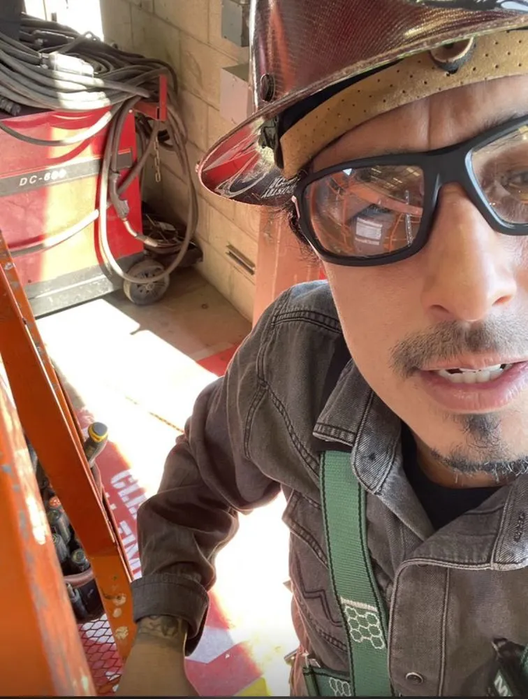 Slide of Get It Litt Electric