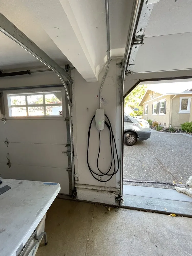 Slide of GG Electric