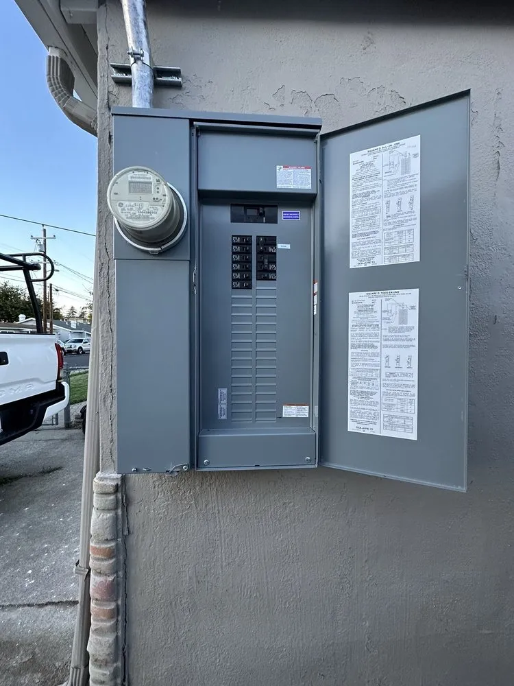 Slide of GG Electric