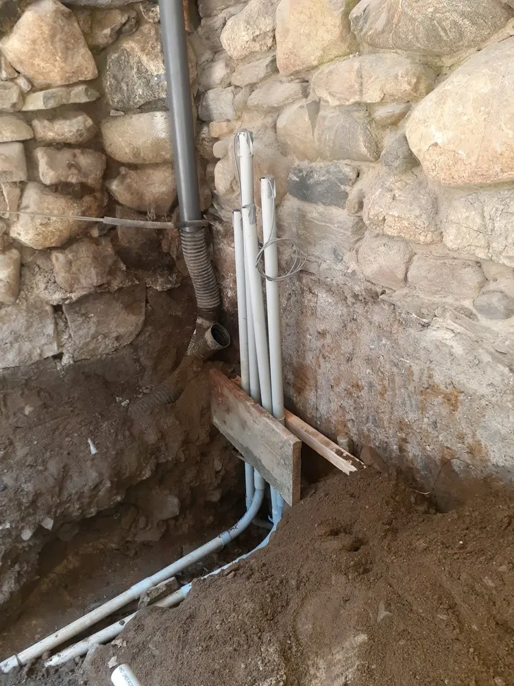 Slide of G&G Electric of NY