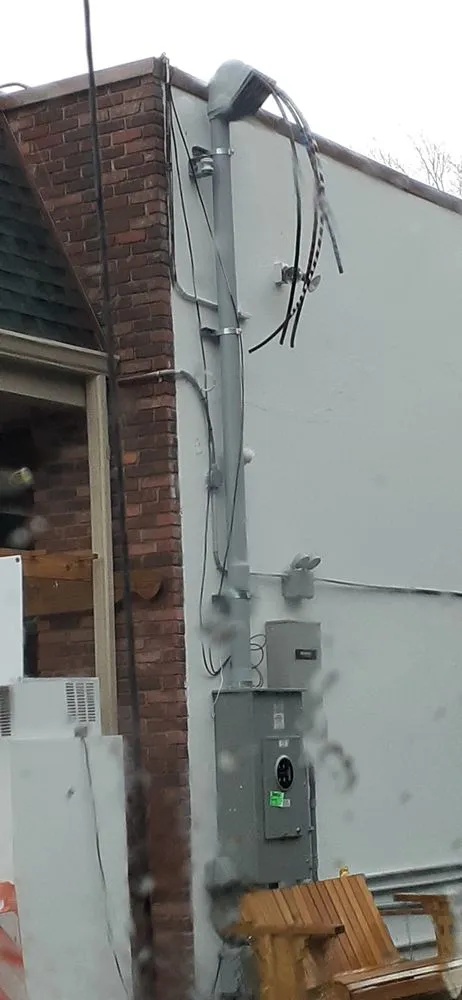 Slide of G&G Electric of NY