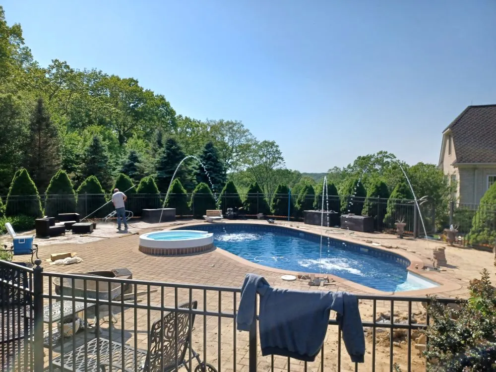 Slide of G&G Electric of NY