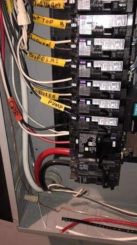 Slide of G&G Eletrical