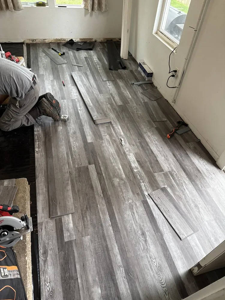 Slide of GG's Electric Carpentry & Home Renovations