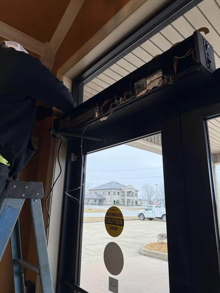 Slide of G&H Electrical