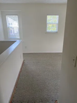 Gholston’s Communication Logo