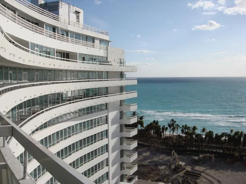 Slide of Giaquinto Electric