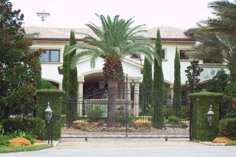 Slide of Giaquinto Electric