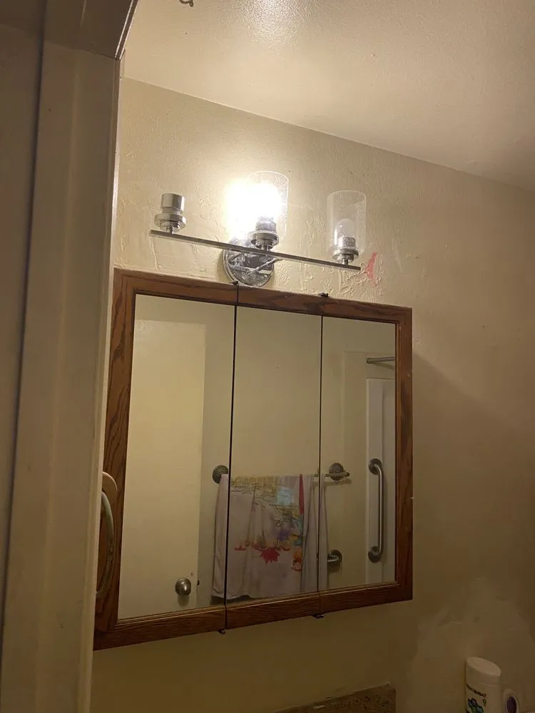 Slide of GiBBy’s Affordable work