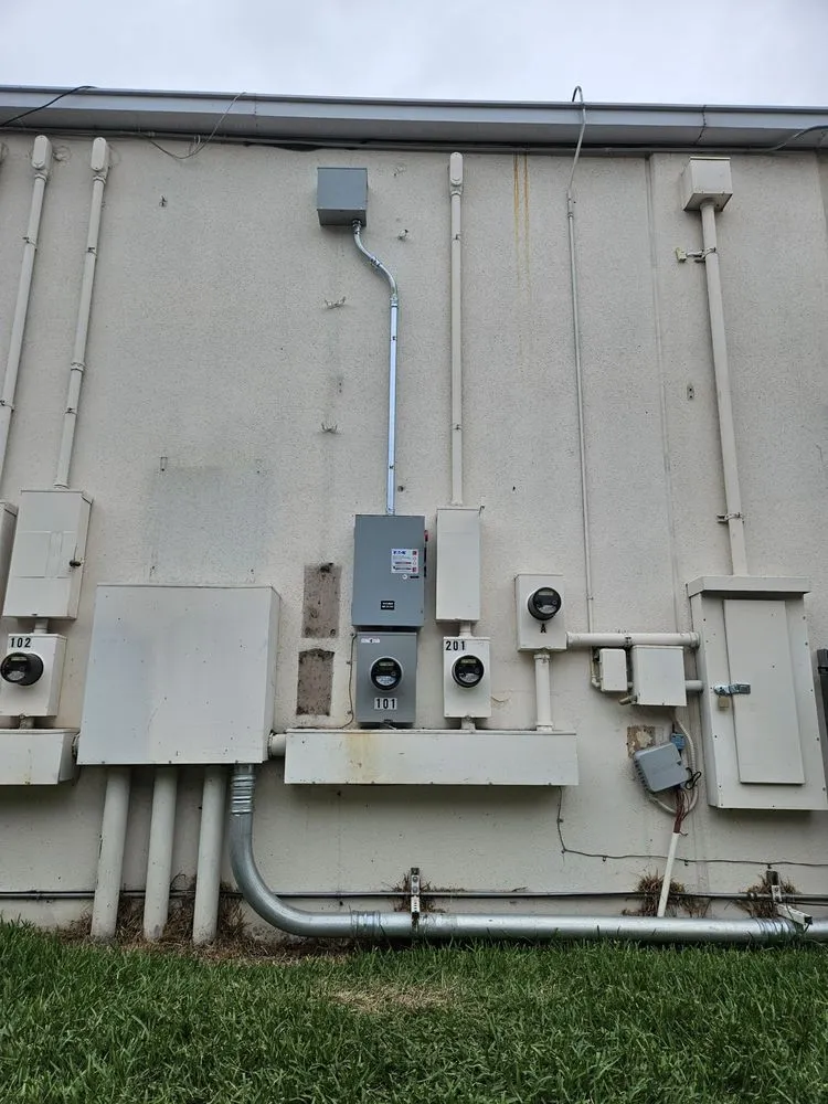 Slide of Giderdon Electrical Services