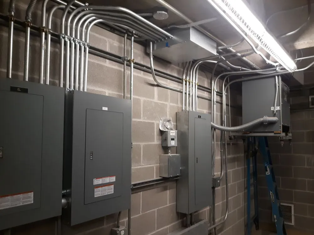 Slide of Giderdon Electrical Services