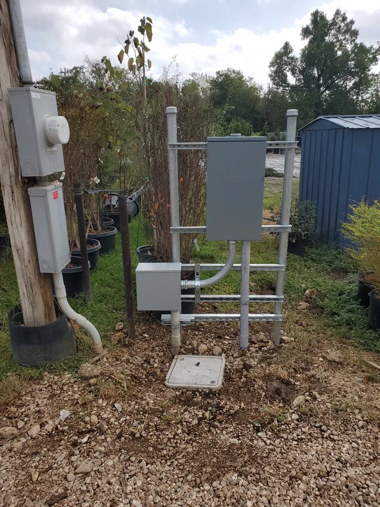 Expert outlet and switch repair in , by Giderdon Electrical Services