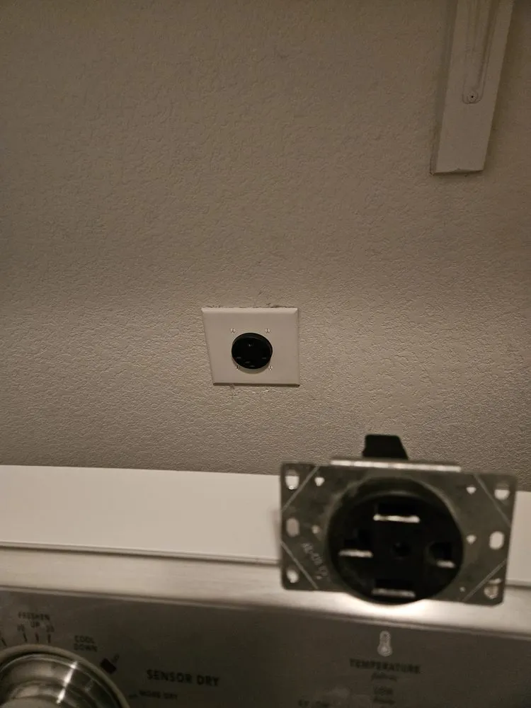 Slide of Giderdon Electrical Services